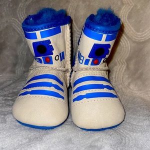 Infant Star Wars Uggs Booties R2D2